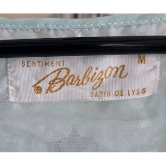 Blue Lace Trim Short Sleeve Button Front M - Picture 9 of 16